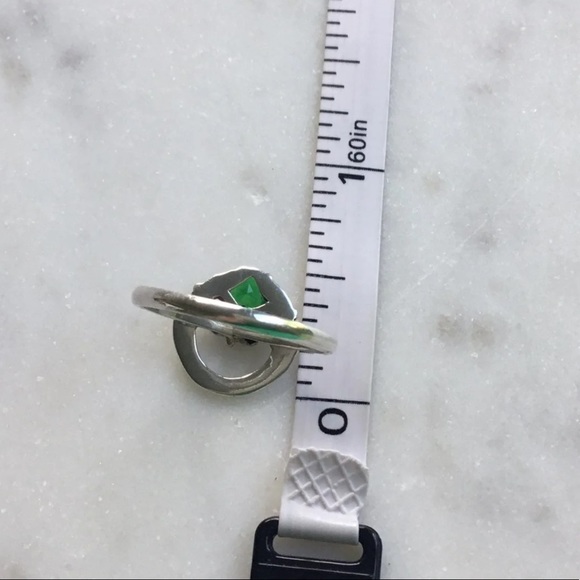 Sale $12 Firm! Sterling Claddagh Ring W/Synthetic Emerald - Picture 13 of 16